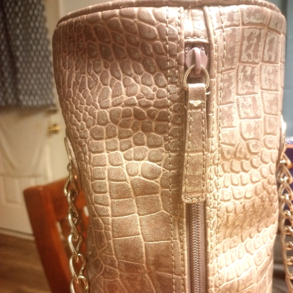 Nine West Dome Shoulder/ Tote Bag - Picture 2 of 12